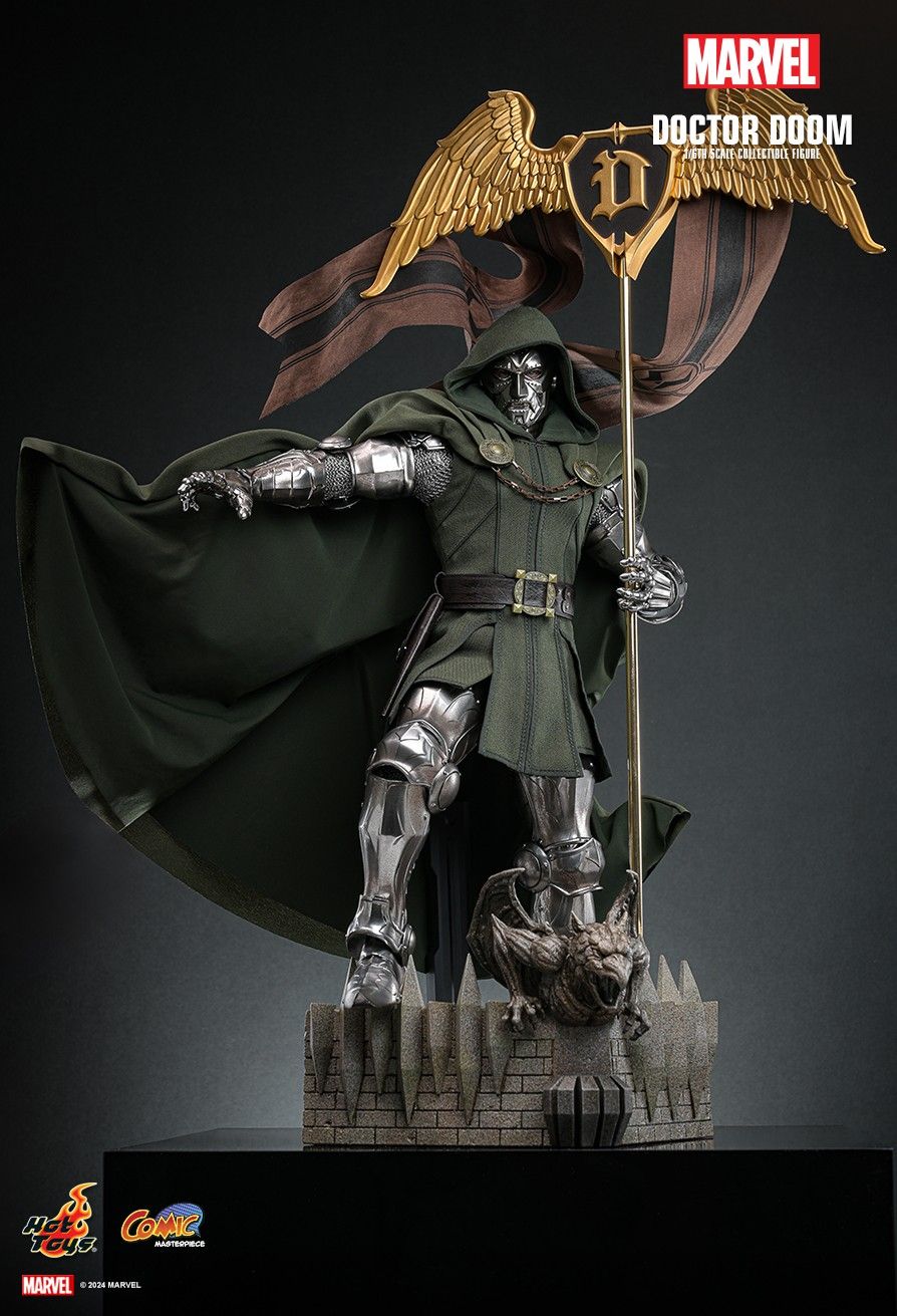 HOT TOYS MARVEL DOCTOR DOOM SPECIAL CMS022B