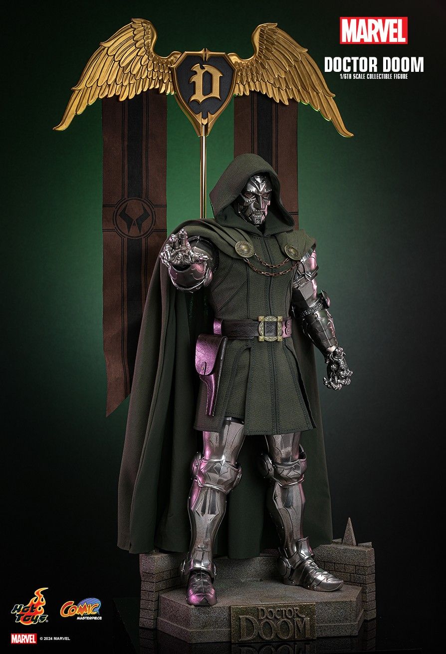 HOT TOYS MARVEL DOCTOR DOOM SPECIAL CMS022B