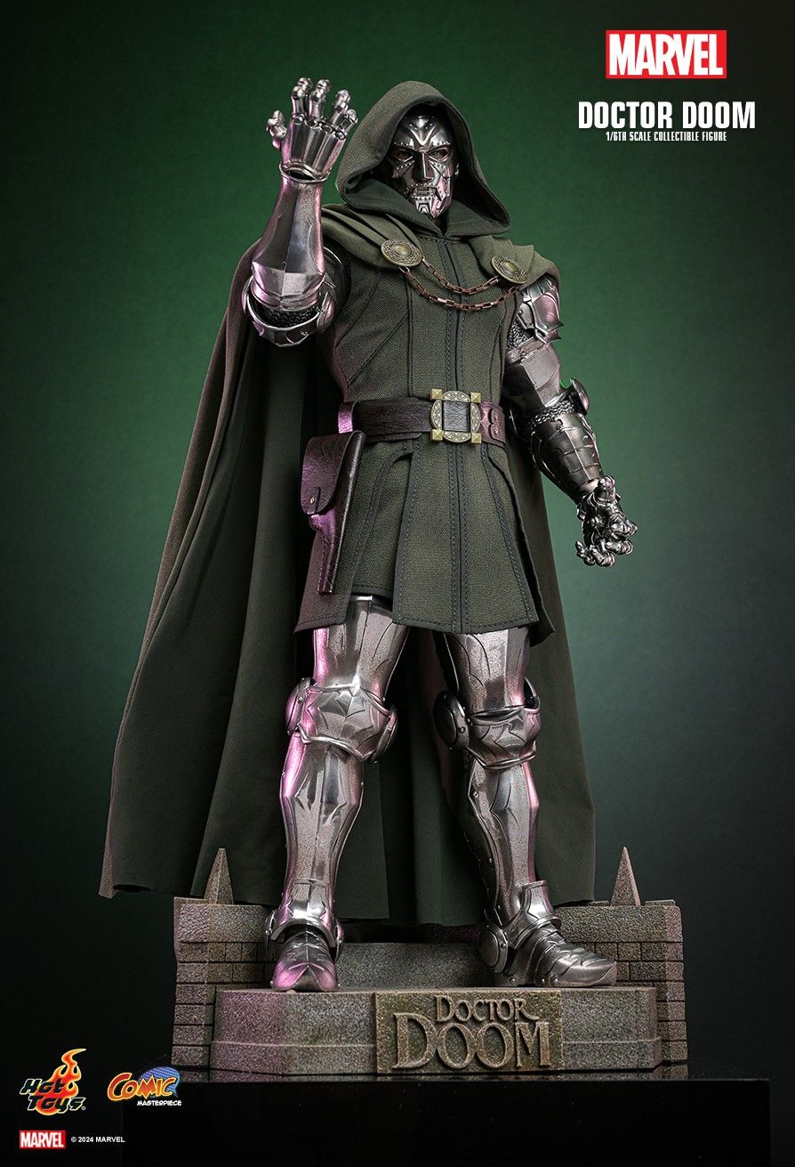 HOT TOYS MARVEL DOCTOR DOOM SPECIAL CMS022B