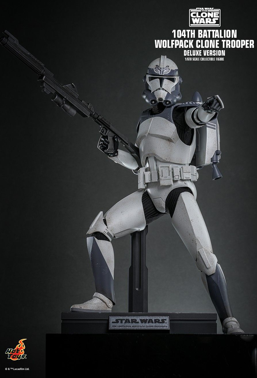 STAR WARS THE CLONE WARS 104TH BATTALION WOLFPACK CLONE TROOPER DELUXE TMS143