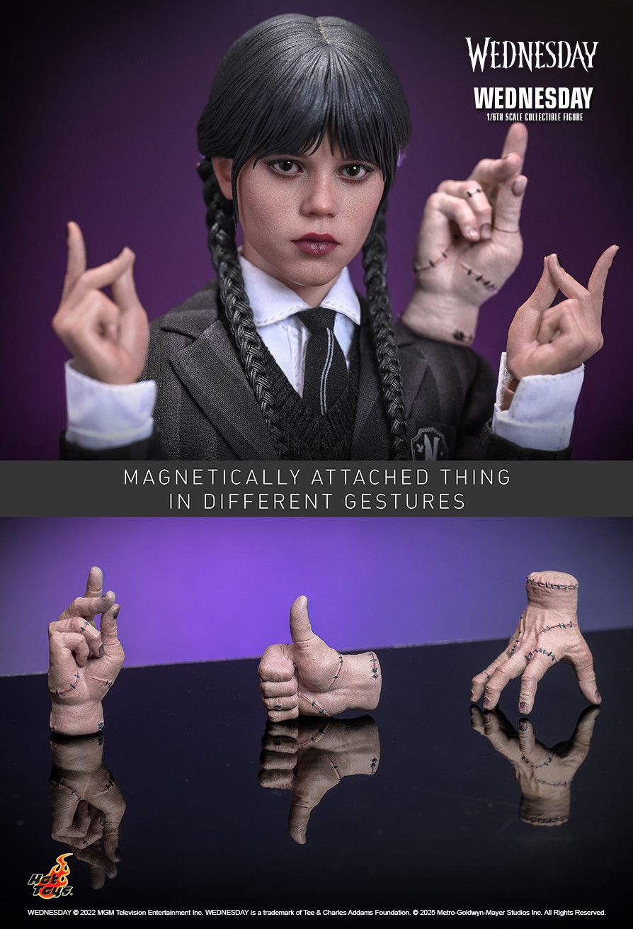 HOT TOYS NETFLIX WEDNESDAY JENNA ORTEGA TMS135