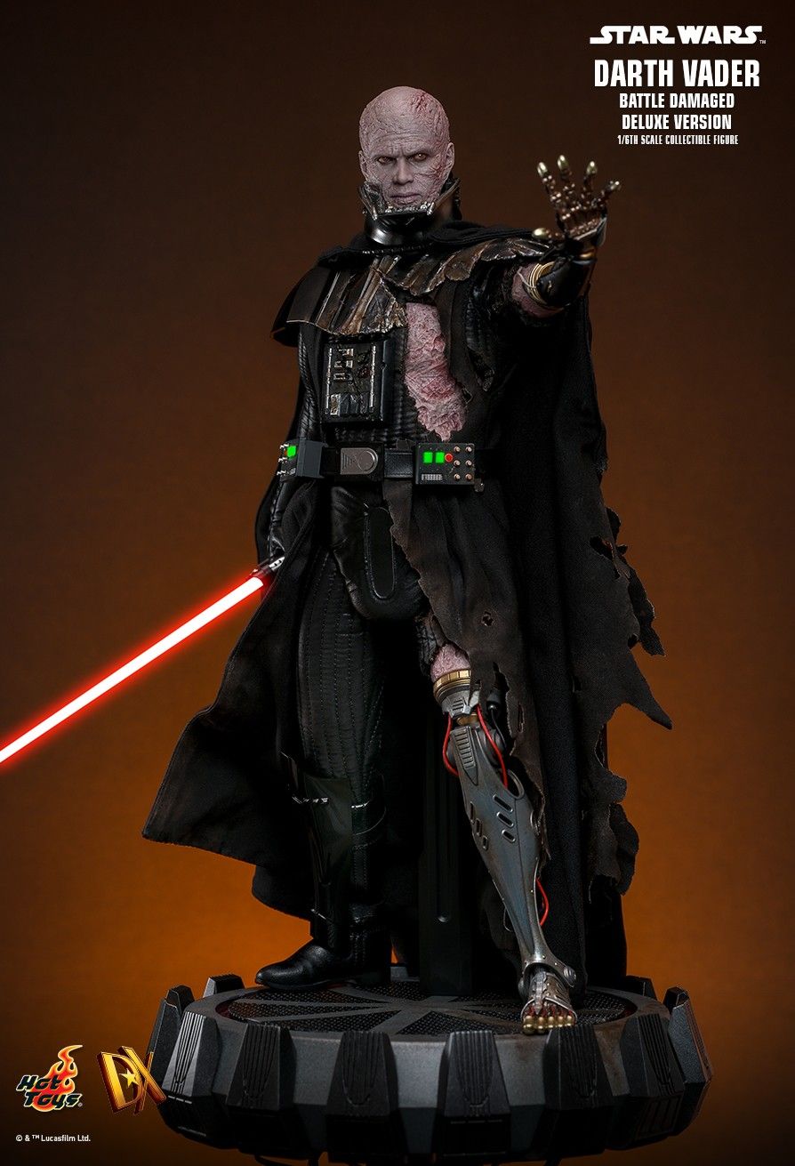 HOT TOYS STAR WARS DARTH VADER BATTLE DAMAGED DELUXE DX-45