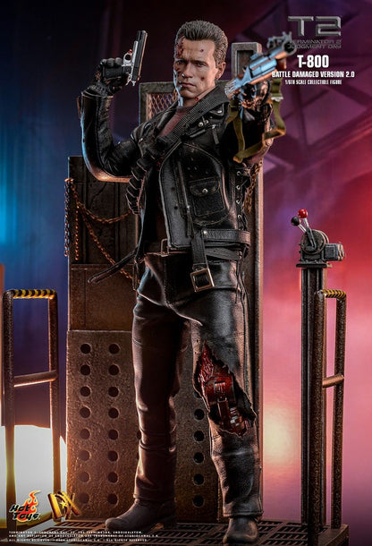 HOT TOYS TERMINATOR 2 JUDGEMENT DAY T-800 BATTLE DAMAGED VERSION 2.0 DX-46