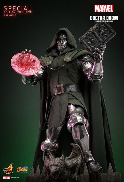 HOT TOYS MARVEL DOCTOR DOOM SPECIAL CMS022B