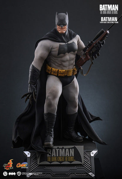 HOT TOYS DC COMICS BATMAN THE DARK KNIGHT RETURNS CMS024