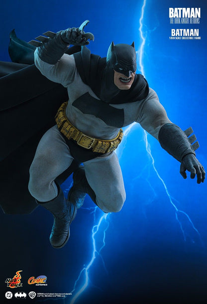 HOT TOYS DC COMICS BATMAN THE DARK KNIGHT RETURNS CMS024