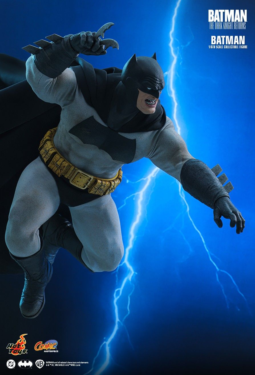 HOT TOYS DC COMICS BATMAN THE DARK KNIGHT RETURNS CMS024