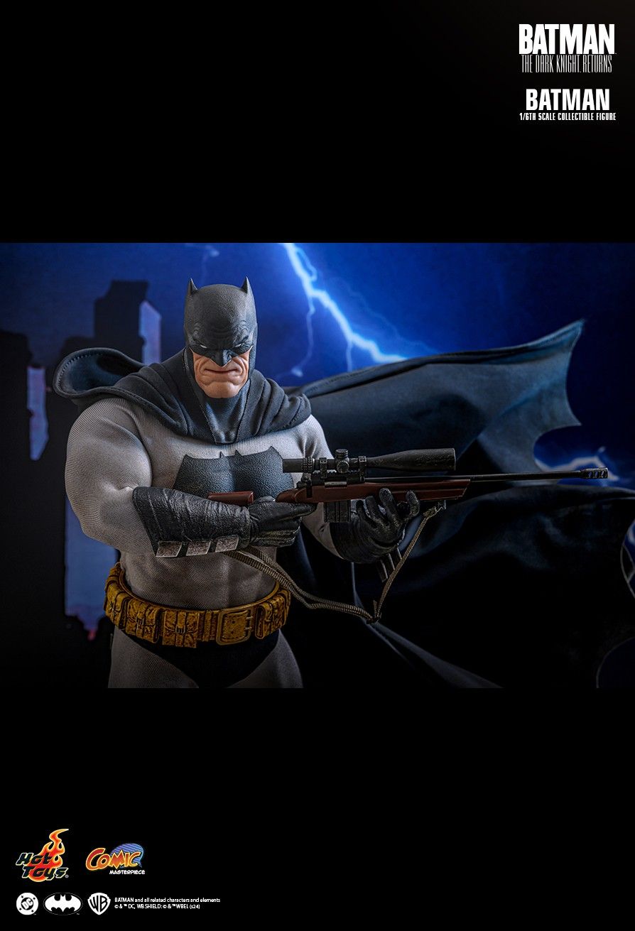 HOT TOYS DC COMICS BATMAN THE DARK KNIGHT RETURNS CMS024