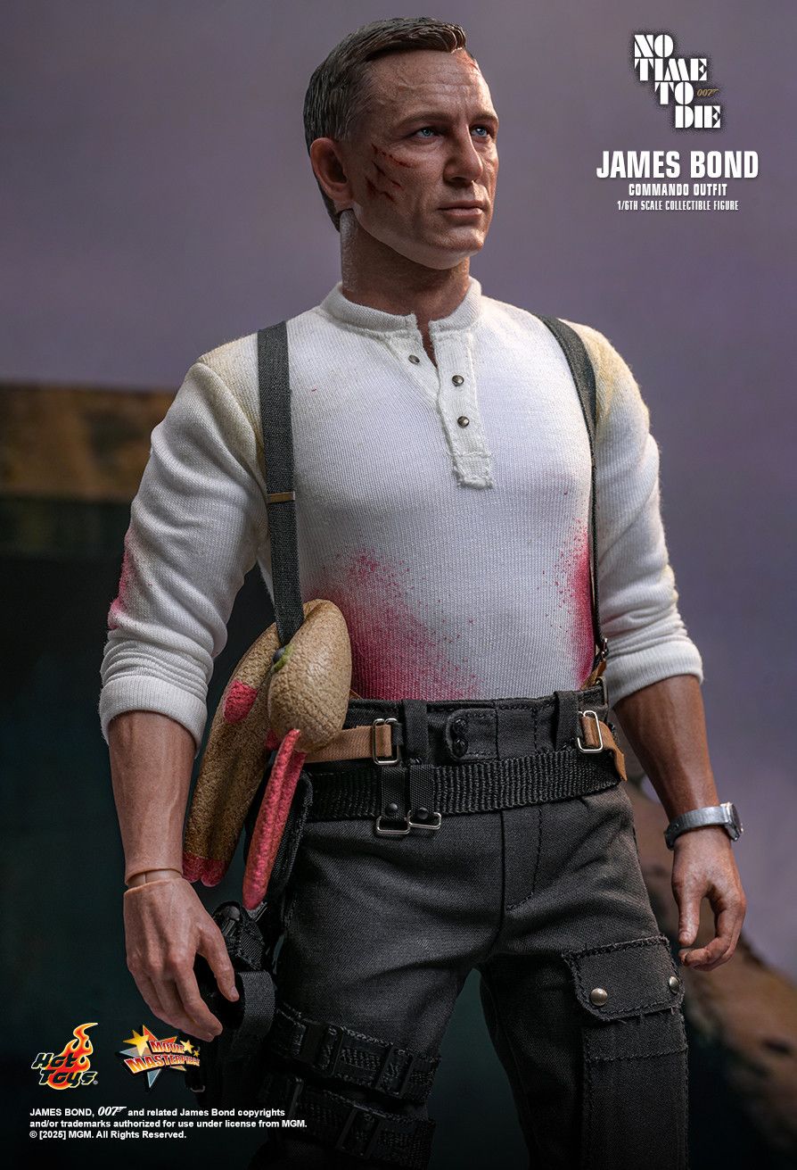 HOT TOYS JAMES BOND 007 NO TIME TO DIE COMMANDO OUTFIT MMS804