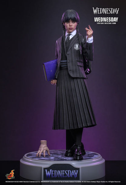 HOT TOYS NETFLIX WEDNESDAY JENNA ORTEGA TMS135