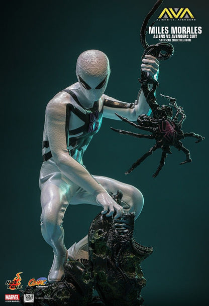 HOT TOYS ALIENS VS AVENGERS MILES MORALES AVA SUIT CMS027