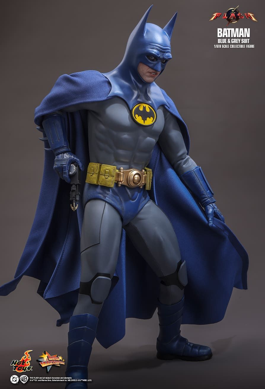 HOT TOYS THE FLASH BATMAN BLUE & GREY SUIT MMS834